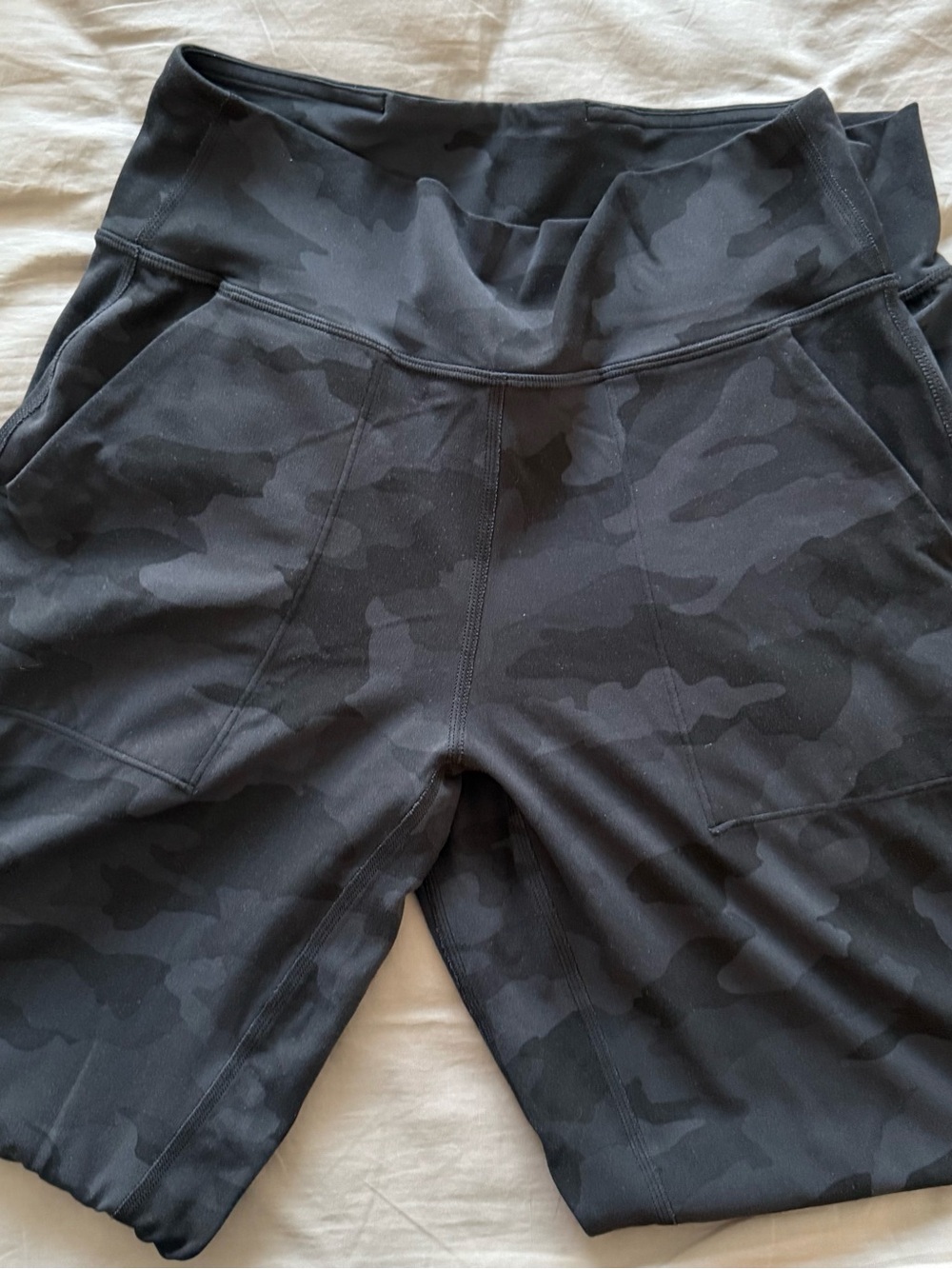 lululemon athletica Align High-Rise jogger leggings - Deep Camo Gray - Picture 6 of 6